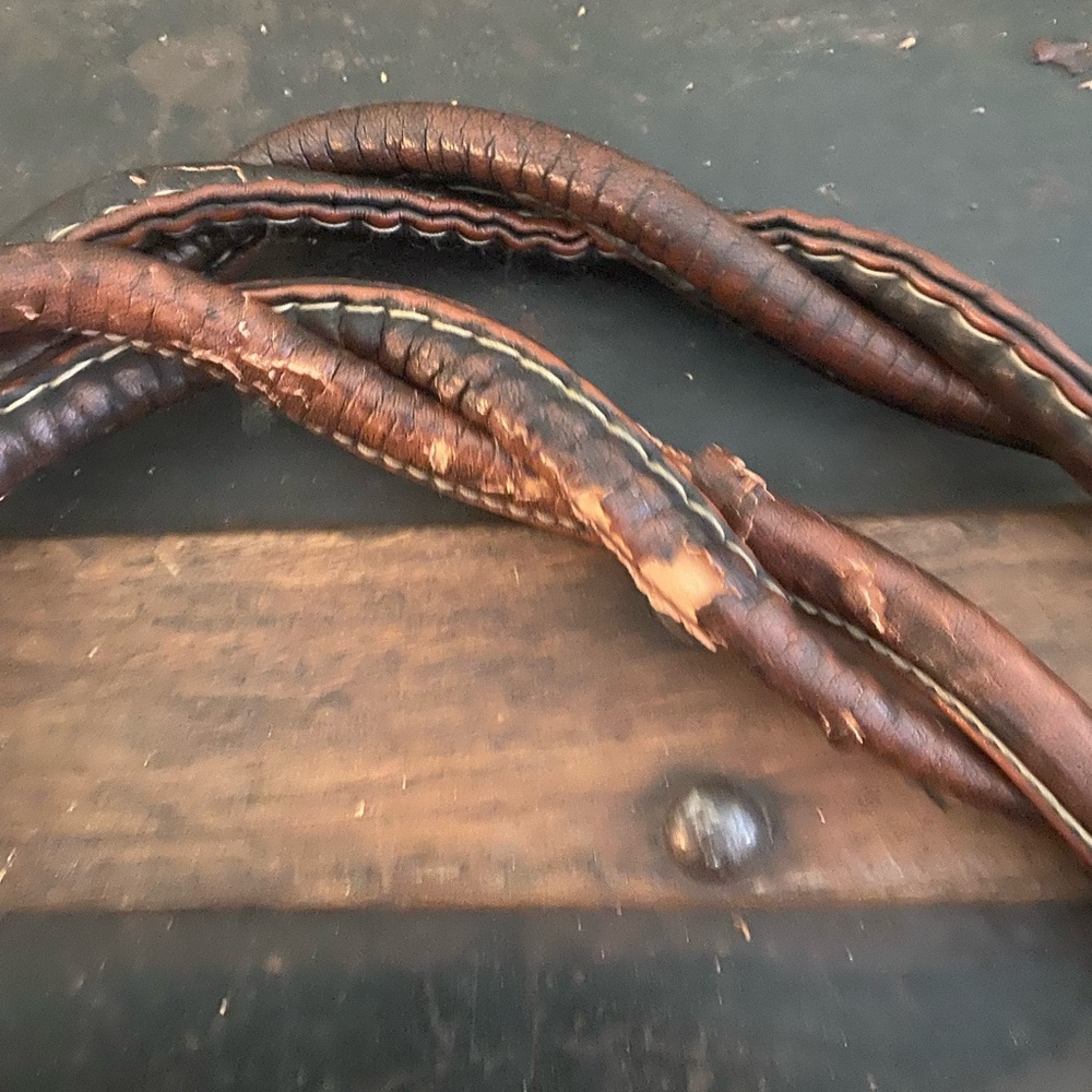 Red by marc ecko mini hobo purse~ - Picture 8 of 8